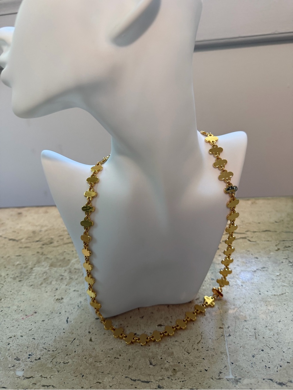 Ann Taylor Gold Tone Quatrefoil Clover Link Necklace 23” Toggle Clasp With Tags